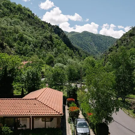 Aparthotel Casa Bauxells 3*