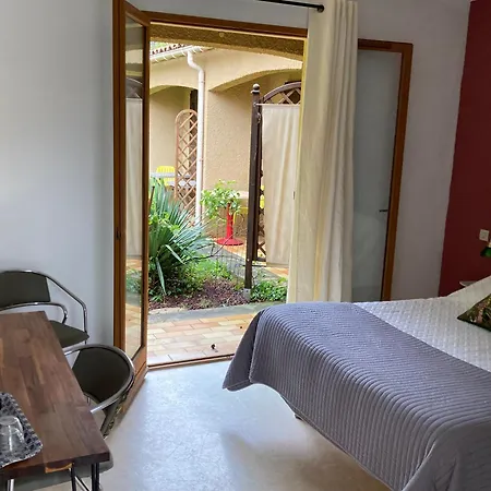 Apart-hotel Casa Bauxells